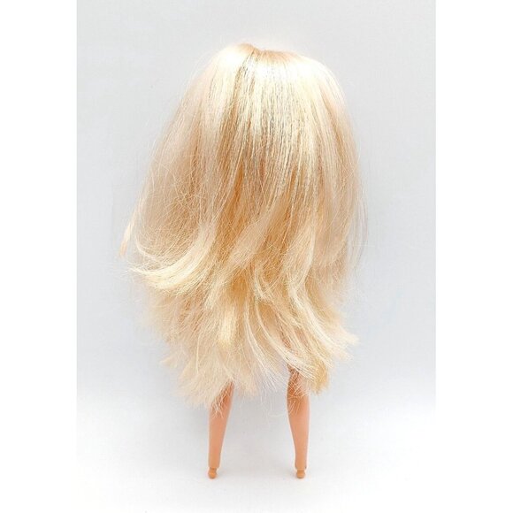 Bratz Hello My Name Is Cloe Doll Blonde Freckles Blue Eyes NUDE 2015 - Picture 3 of 4